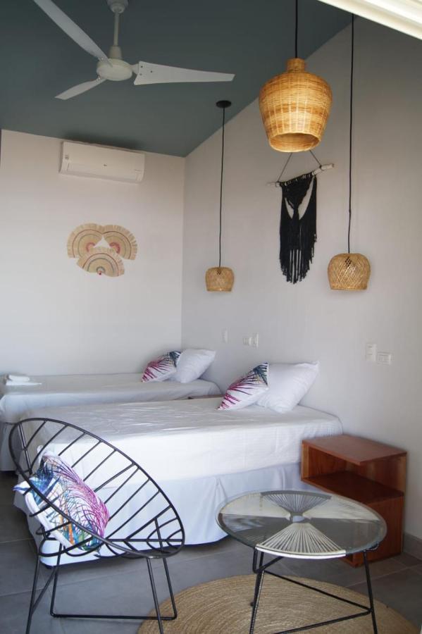 Alive Beach House Transito エクステリア 写真
