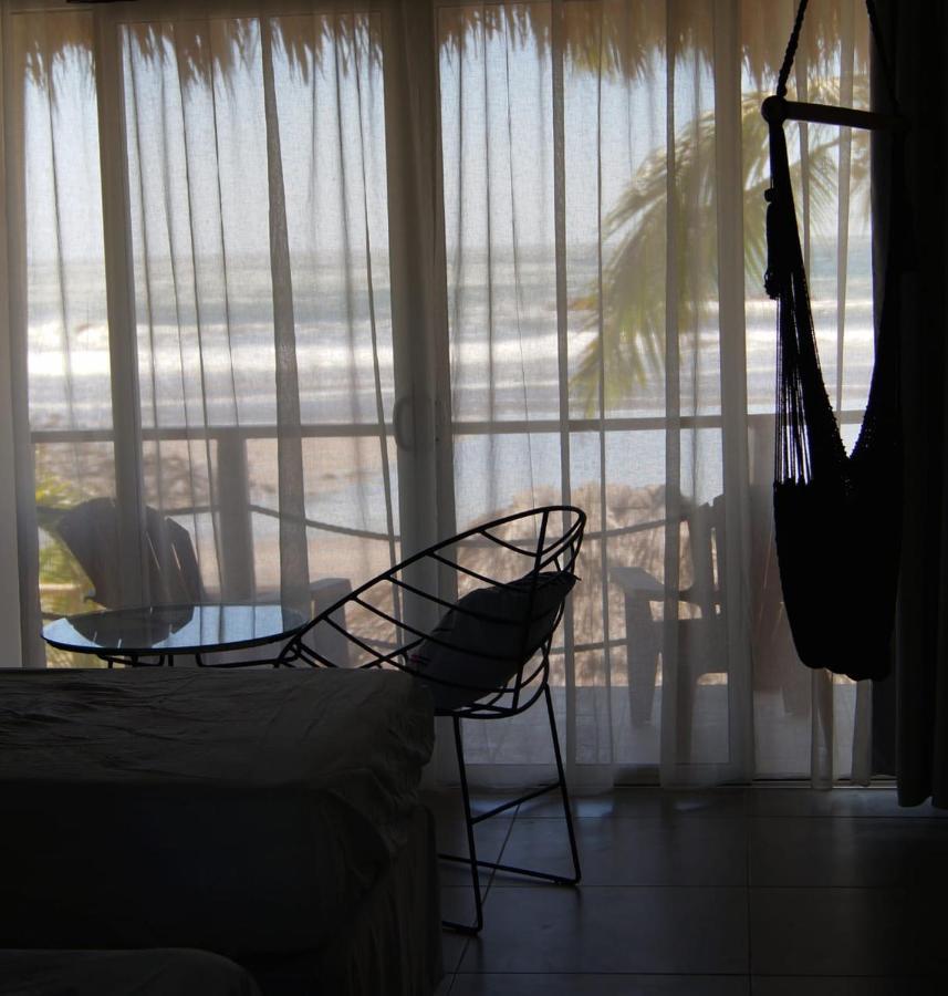 Alive Beach House Transito エクステリア 写真