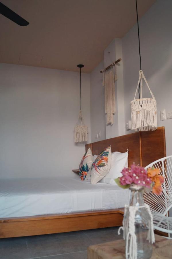 Alive Beach House Transito エクステリア 写真
